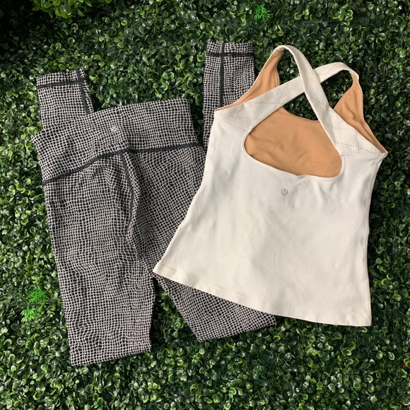 Lululemon Leggings ONLY - Picture 7 of 7